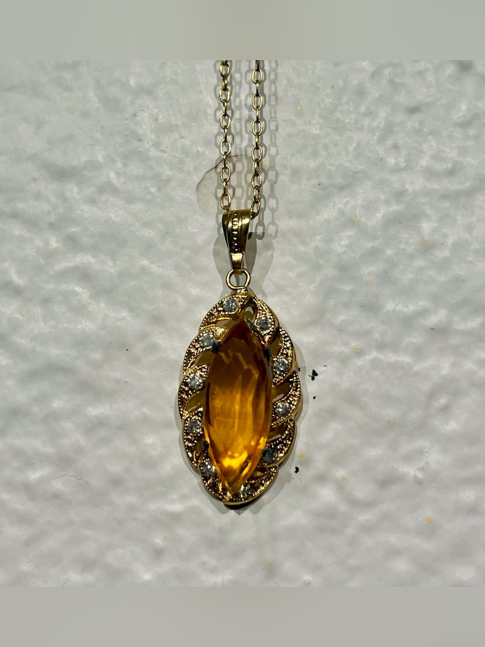 Vintage Gold-Tone Amber Marquise Pendant Necklace